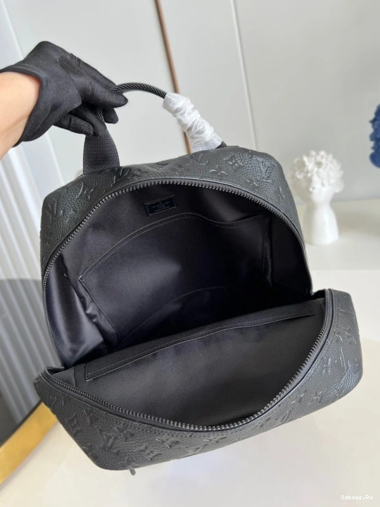 Louis Vuitton DEAN BACKPACK 0204